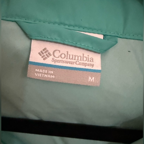 Women’s Columbia Jacket - Picture 2 of 9